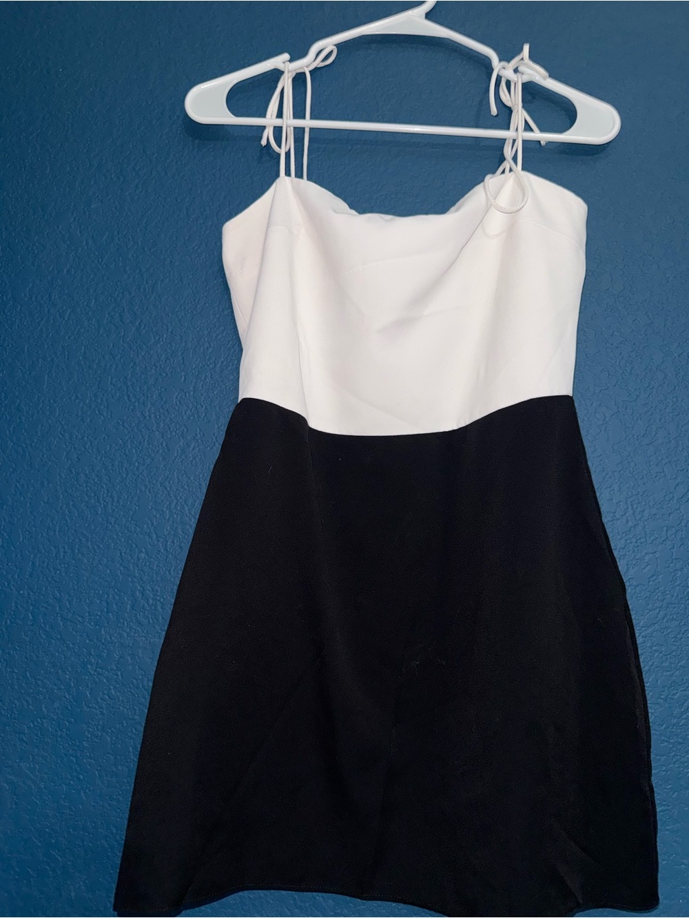 Amanda Uprichard White and Black Mini Dress with Tie Straps